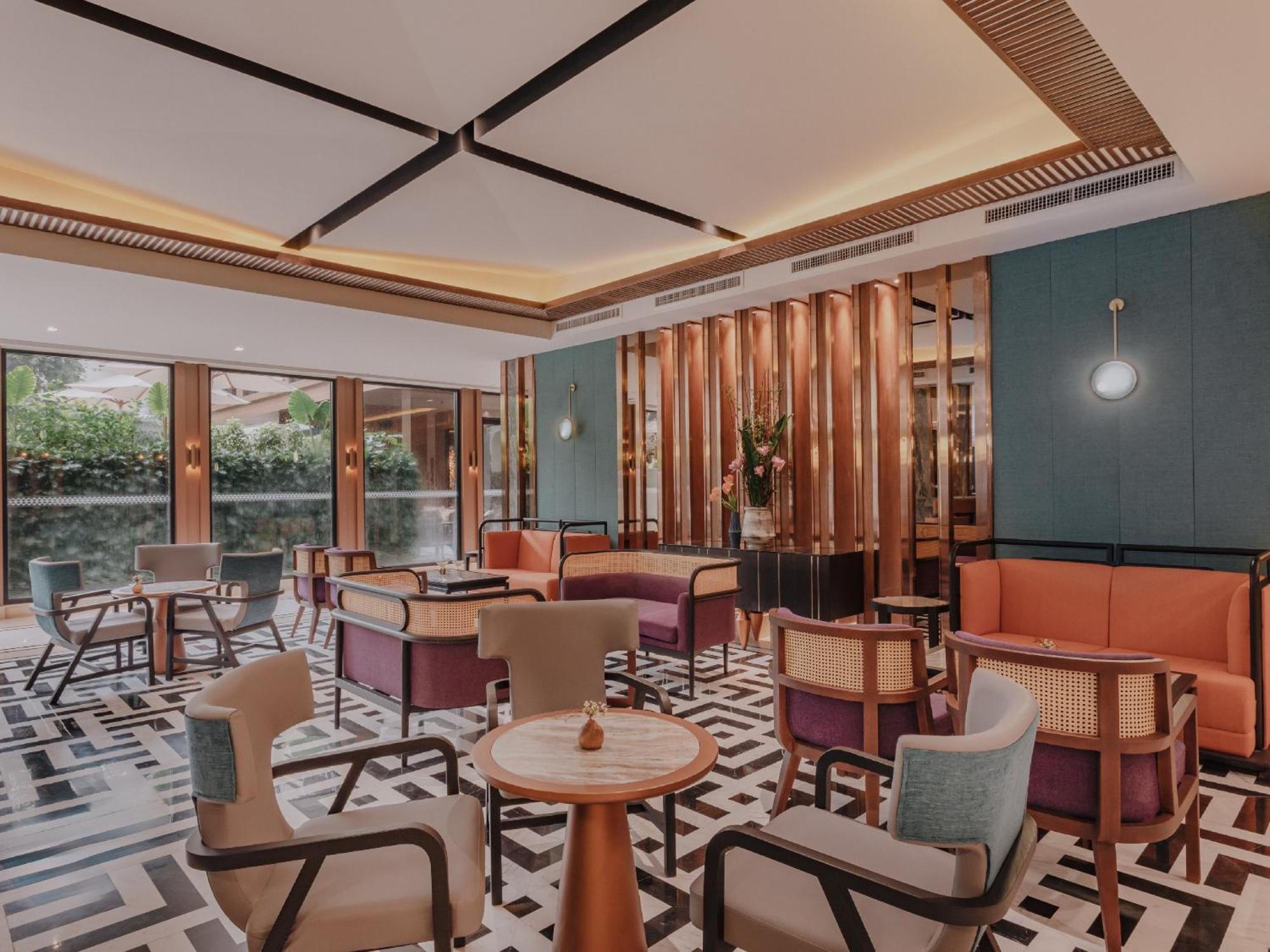 Nysa Hotel Bangkok Sukhumvit 11 Exterior photo The interior of the restaurant
